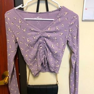 Cropped long sleeve Hollister top